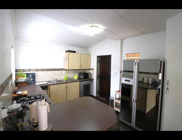 3 BEDROOM DUPLEX FOR SALE IN NOORDHANG